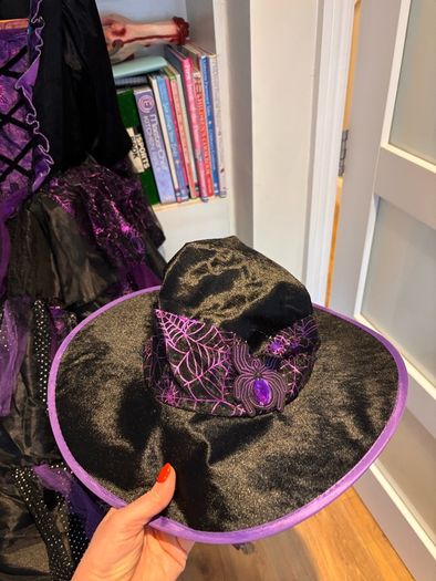 witches outfit