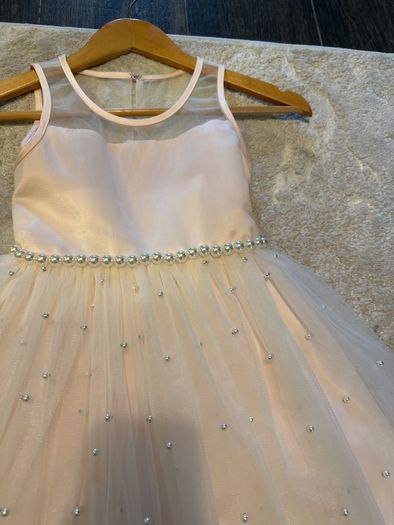 Pink dress (8y)