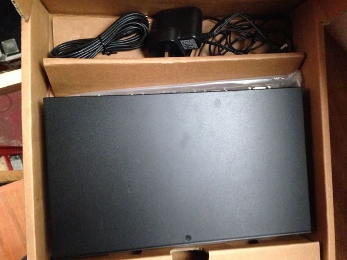 4-way VGA video and audio switcher new in box