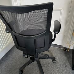 Thomas Montgomery Ergonomic Mesh Office Chair - Commercial Grade