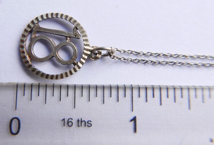 Vintage Sterling Silver 18 Pendant Necklace length 17" - 2g