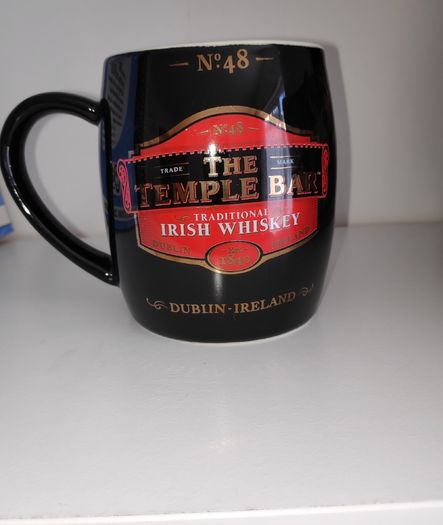 The Temple Bar whiskey mug