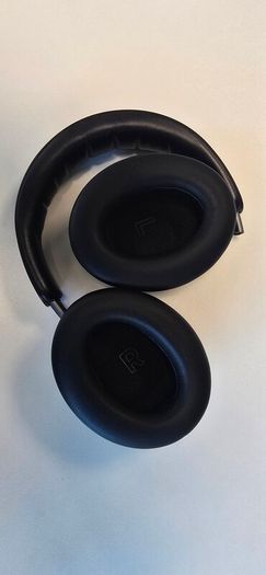 Bose Quietcomfort Ultra headphones