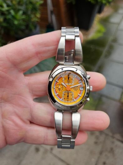 Watch Seiko AKA Chronograph.
