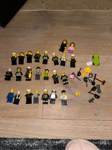 Retired LEGO minifig bundle plus accessories 24 figs
