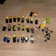 Retired LEGO minifig bundle plus accessories 24 figs