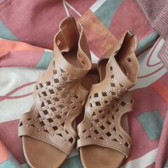 sandals size 39 /6