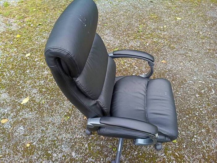 office desk chair