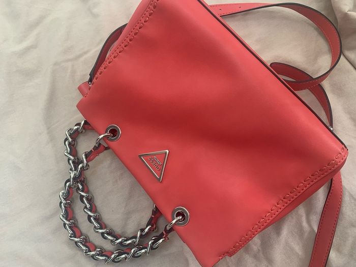 Guess bag
