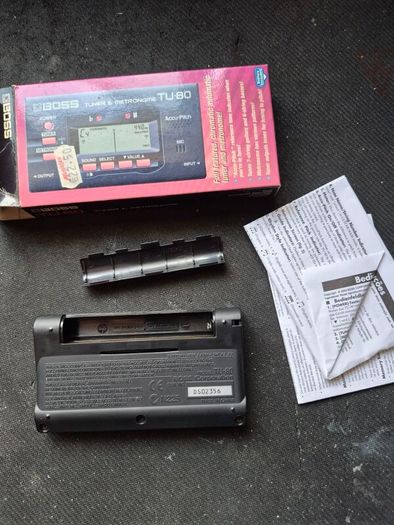 Boss TU-80 Chromatic Tuner Metronome Music/Guitar Tuner