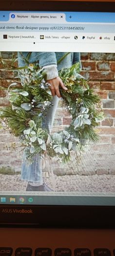 Neptune Poppy Sturley Alpine Wreath.