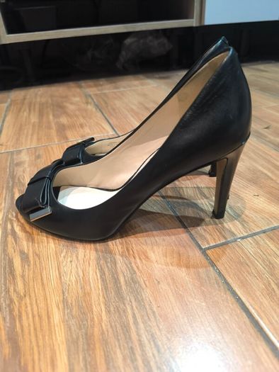 Nine West Black Leather Bow Peep Toe Heels