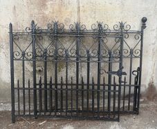 Cast iron gates