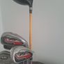 Gold Clubs Image 3