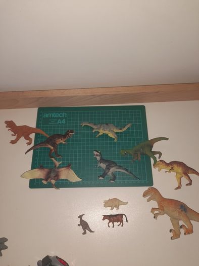 Dinosaur Figures Bundle