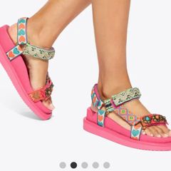 Kurt Geiger Sandals - Size 4/37