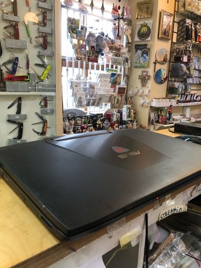 Asus Touch Screen ROG G751J Gaming Laptop 24 ram   17 lcd