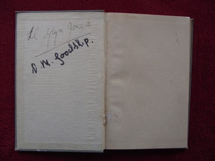 Macmillan's Class Pictures - 169 Plates + Original Folder + Reference Book 1934
