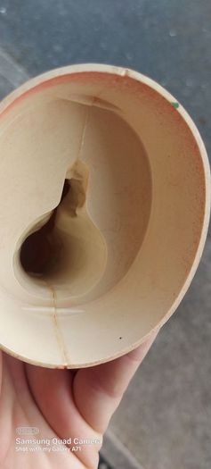 Original bulmers woodpecker display item,collectors item, hard to come by ,little damage on he's beak,,see pictures for condition,,price includes post to anywhere in Ireland, by certificate proof of post, sold as is ..made by Harry E. tunnigcliffe London,