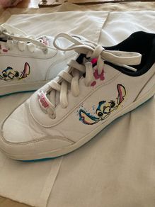 Girls White Shoes size 4 (Stitch logo)
