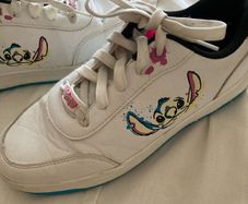 Girls White Shoes size 4 (Stitch logo)