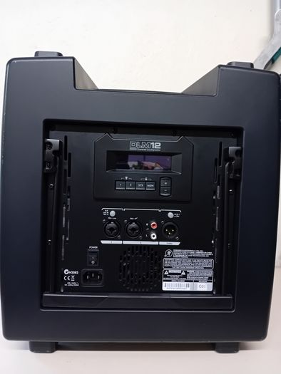 Mackey DLM 12 powered Speaker