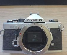 Olympus OM2N 35mm camera and Zuiko f1.4 50mm lens