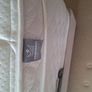 king size bed Image 3