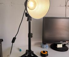 2 free standing lights