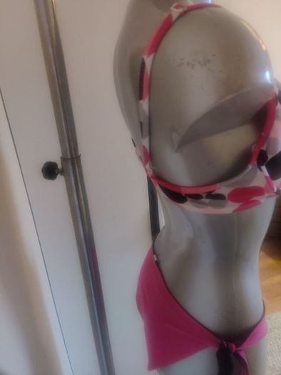 Dunnes Stores 3 pieces bikini top and 2 bottoms size UK16/18 EU44/46 cup 38C EU85C Postage included
