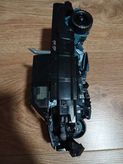 Transformer Ironhide