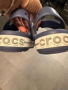 crocs