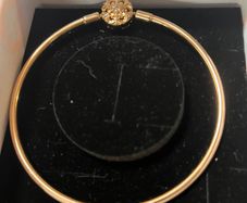 Pandora Moments Rose Gold Bangle -Brand new