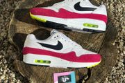 Rare Nike Air Max 1 Volt Rush Pink