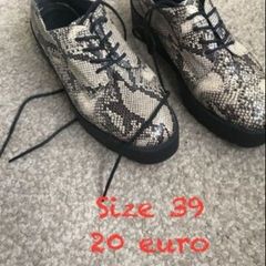 shoes flatform style snakeskin size 39