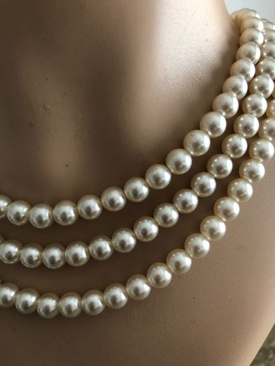 pearl necklace