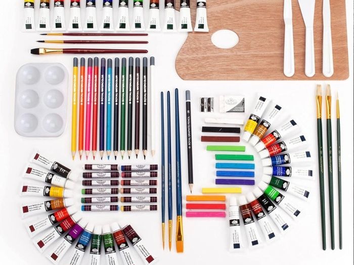 All Media Easel Artist Set 104 Piece (FREE POSTAGE)