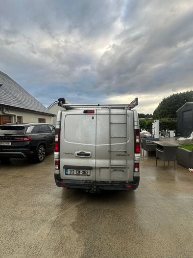 Renault traffic roof rack
