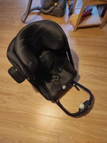 Axkid One Extended Rear facing Carseat