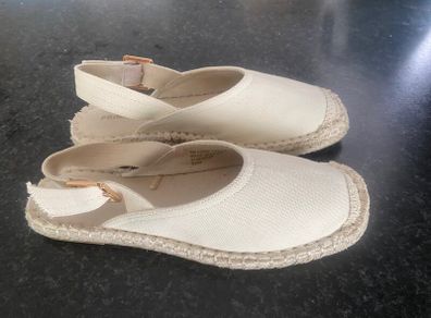 Sandals  Ladies   WANTED