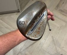 Tour Raw 60T sm11 vokey wedge