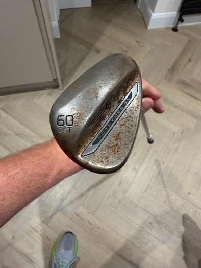 Tour Raw 60T sm11 vokey wedge