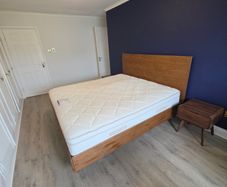 Solid wood Super King Bed
