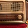 Ravencourt retro one button radio Image 4
