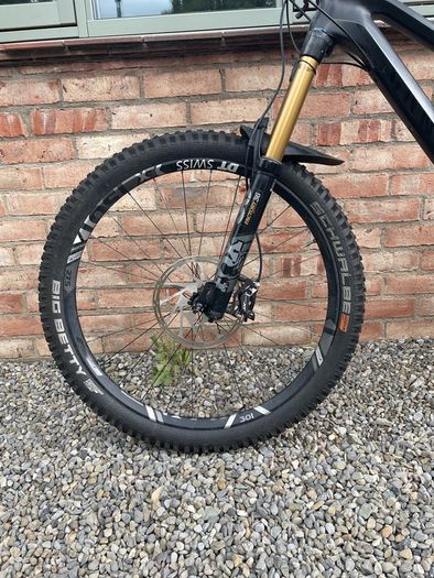 Canyon Torque CF 9