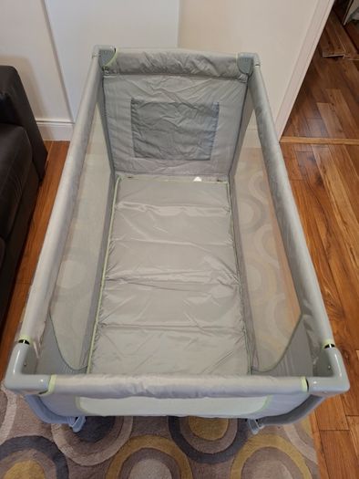 Travel Cot Babylo Alpha 4ft x 2ft Excellent Condition