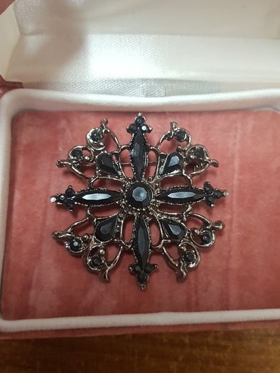 Vintage Brooch