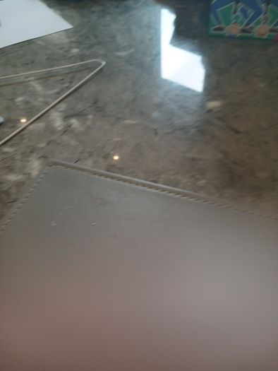 dining plates and spoons