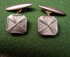 Cufflinks