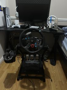logitech g29 steering wheel
